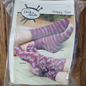 NEW Annie's Hook & Needle Knit/Crochet Pattern & Yarn Kit Burgundy Socks